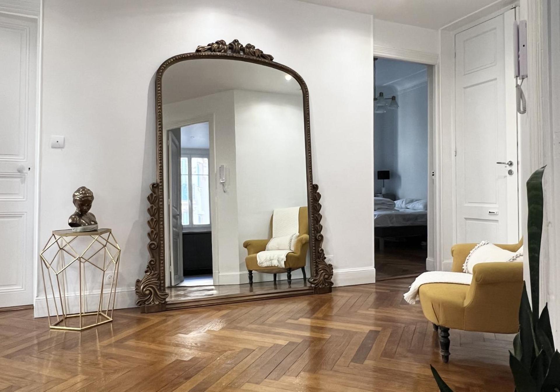 Appartamento Luxueux 115m2, 3 Centre Avec Parking A 5 Min -climatisation